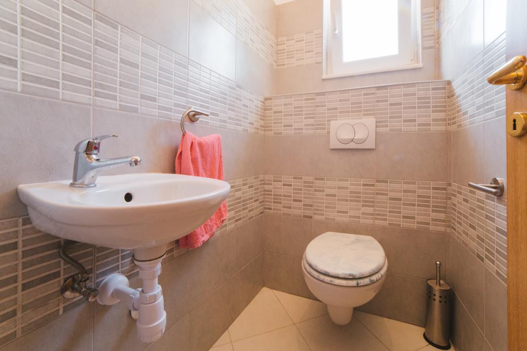 Apartment Chiara Dugi Rat Εξωτερικό φωτογραφία